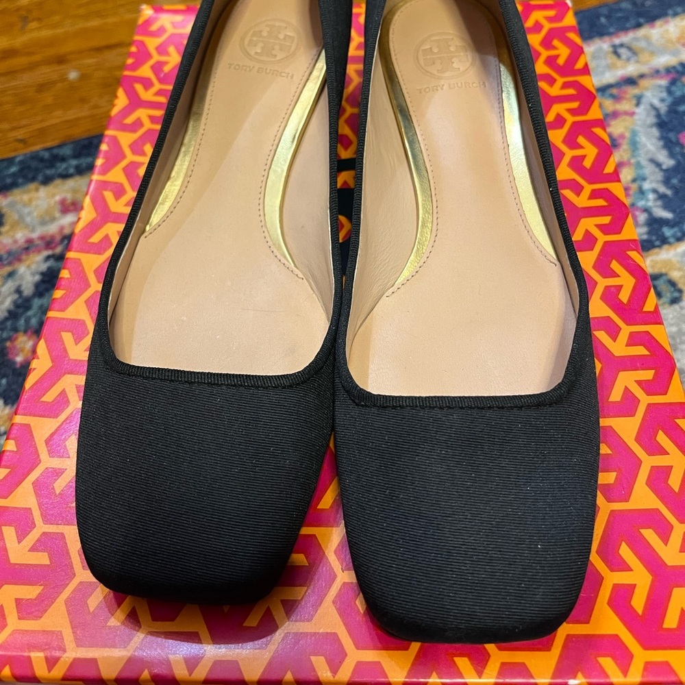 NWOB! Tory Burch shoes with gold heels. Never worn outside. Size 7.5